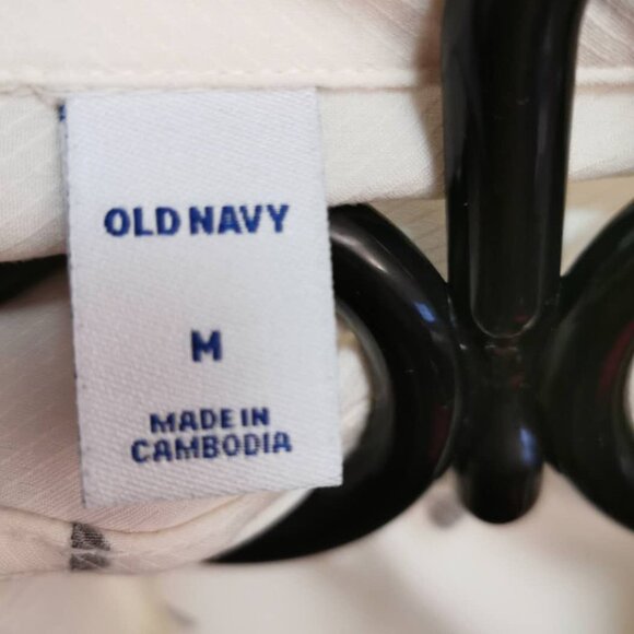 OLD NAVY NEW Button up Polka Dot Shirt Crean Black SIZE (M) - Picture 7 of 7